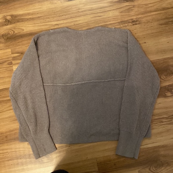 DO + BE lace up sweater charcoal size med - Picture 3 of 3